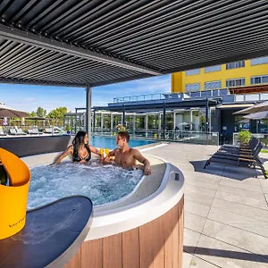 Hotel Aura Design & Garden Pool Prag